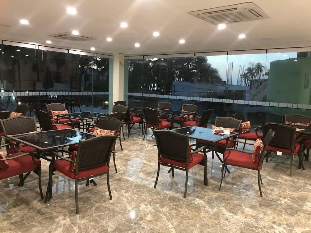 Hotel Ave Inn Mazatlan Ngoại thất bức ảnh