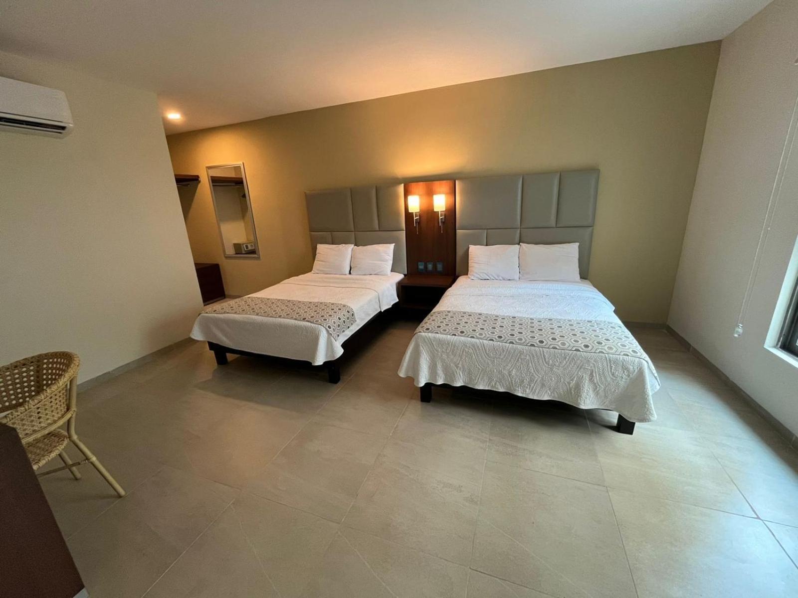 Hotel Ave Inn Mazatlan Ngoại thất bức ảnh