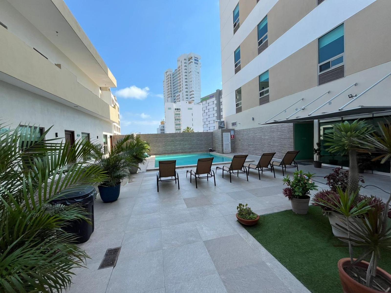 Hotel Ave Inn Mazatlan Ngoại thất bức ảnh