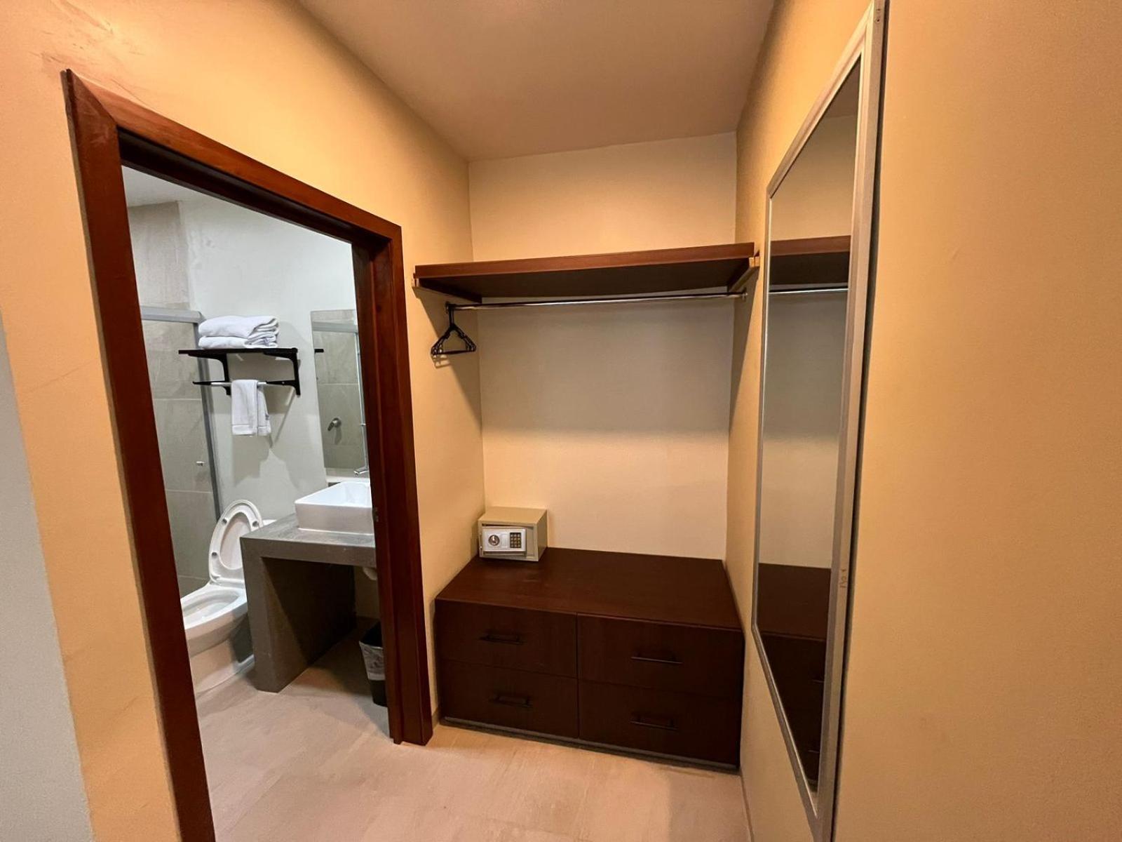 Hotel Ave Inn Mazatlan Ngoại thất bức ảnh